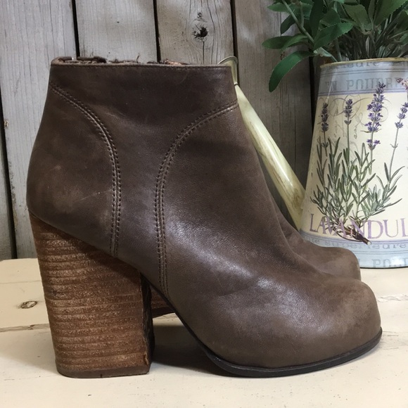 Jeffrey Campbell Shoes - Jeffrey Campbell Hanger booties